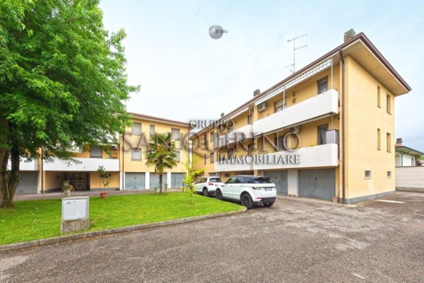 appartamento in vendita a Guastalla in zona Pieve