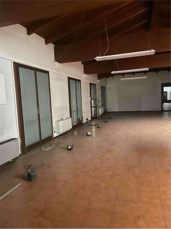 ufficio in vendita a Guastalla