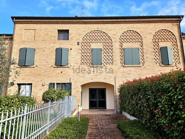 appartamento in vendita a Guastalla in zona Pieve