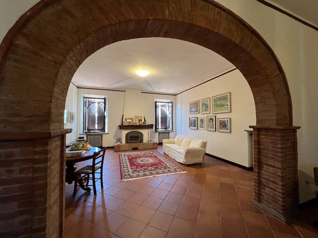 casa indipendente in vendita a Guastalla