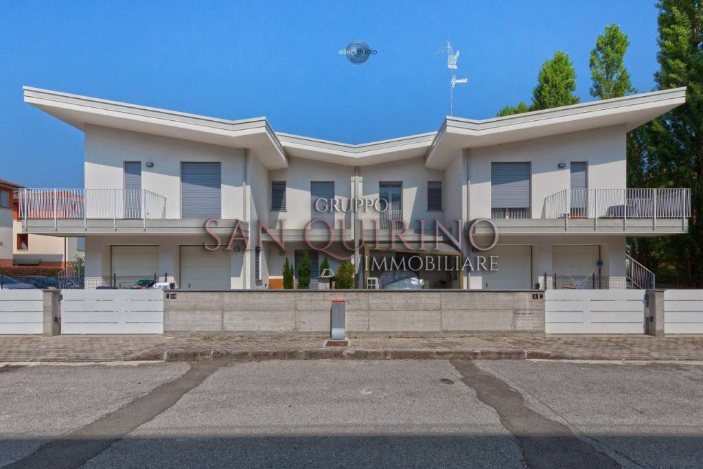 casa indipendente in vendita a Guastalla