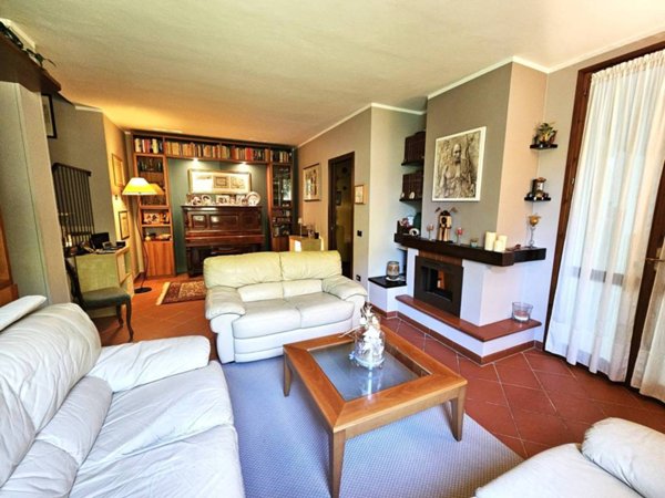 casa indipendente in vendita a Guastalla