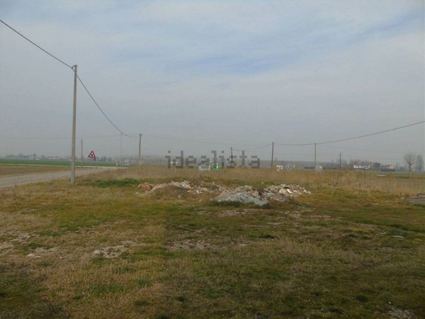 casa indipendente in vendita a Guastalla