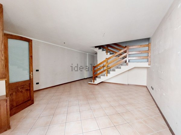 casa indipendente in vendita a Guastalla