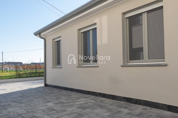 casa indipendente in vendita a Guastalla