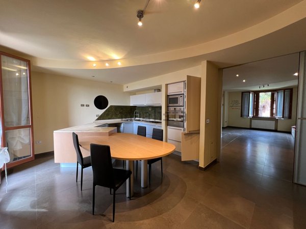 casa indipendente in vendita a Guastalla