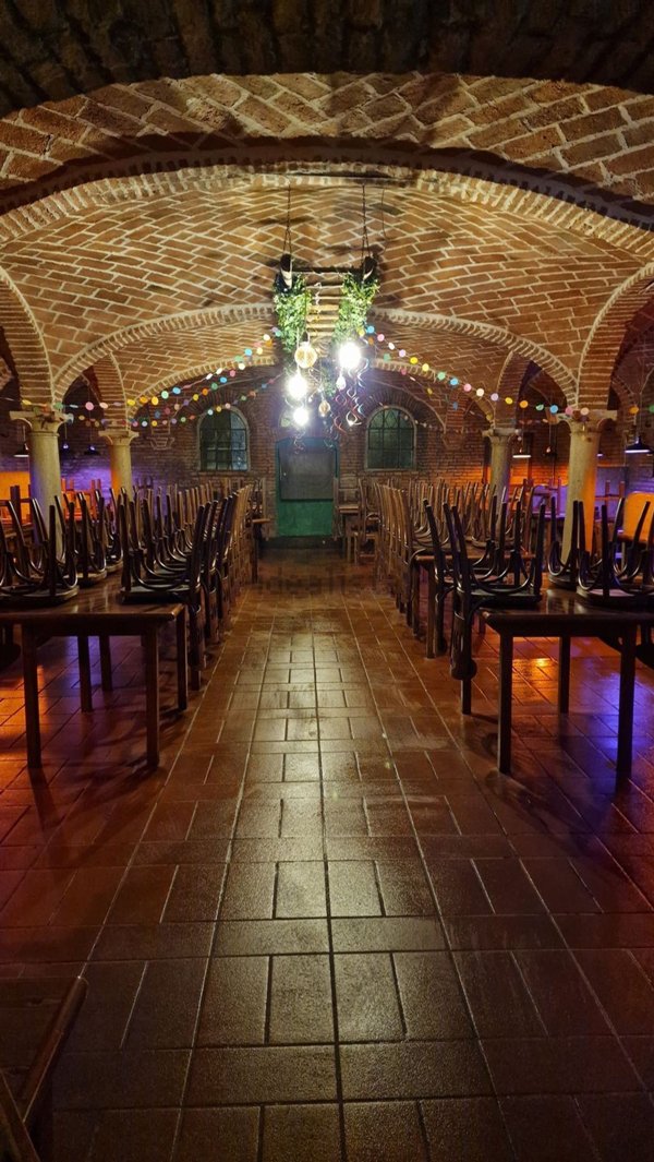 negozio in vendita a Guastalla