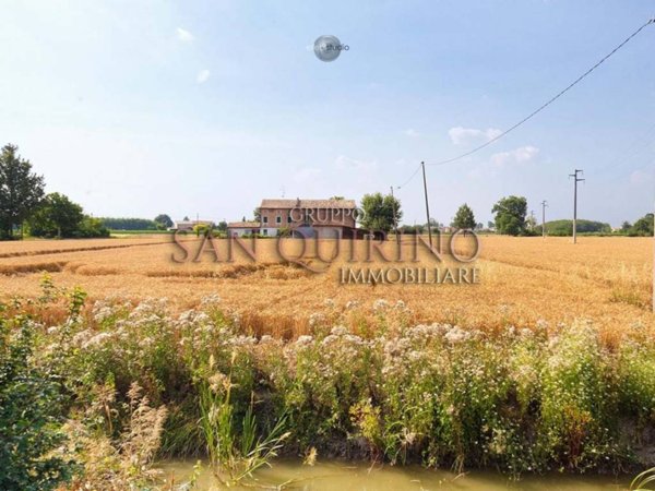 terreno agricolo in vendita a Guastalla in zona San Martino