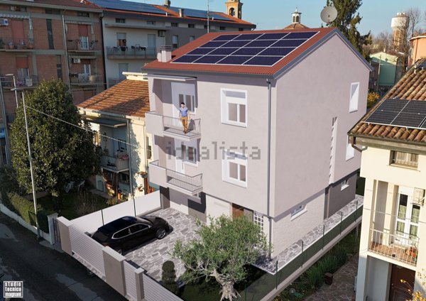 casa indipendente in vendita a Guastalla