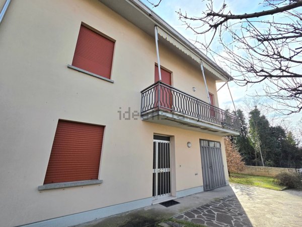 casa indipendente in vendita a Guastalla in zona Pieve