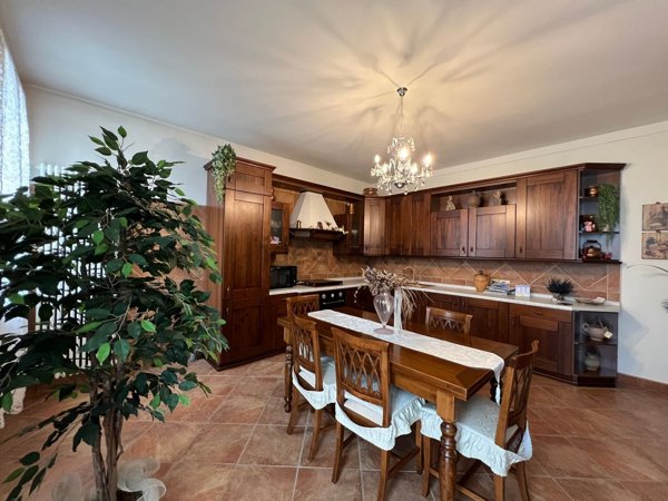 appartamento in vendita a Guastalla in zona Pieve