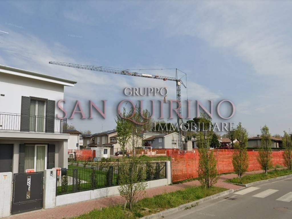casa indipendente in vendita a Guastalla