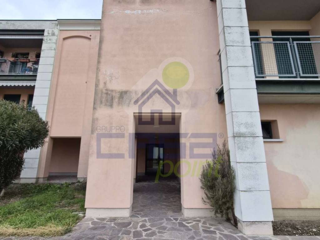 appartamento in vendita a Guastalla in zona Tagliata