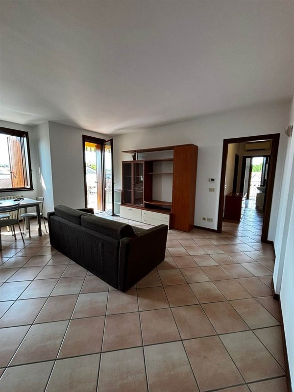 appartamento in vendita a Guastalla in zona Pieve