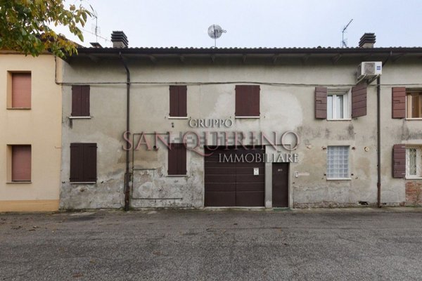 casa semindipendente in vendita a Guastalla in zona Pieve