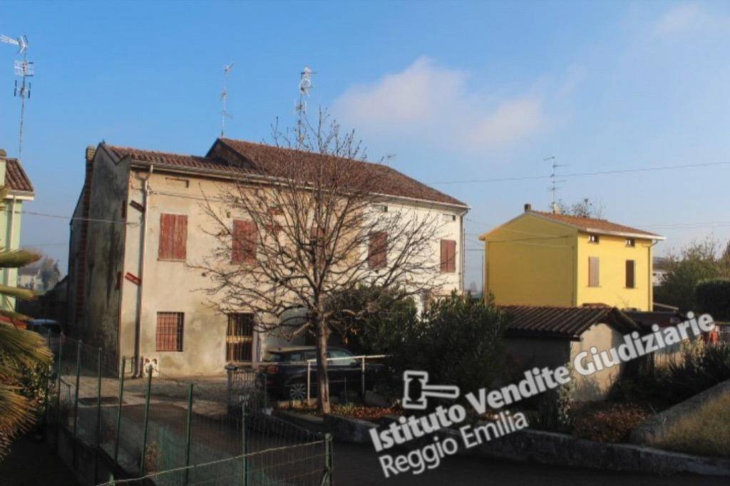 appartamento in vendita a Guastalla in zona Tagliata