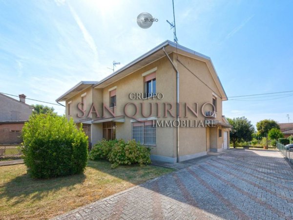 casa indipendente in vendita a Guastalla in zona San Giorgio