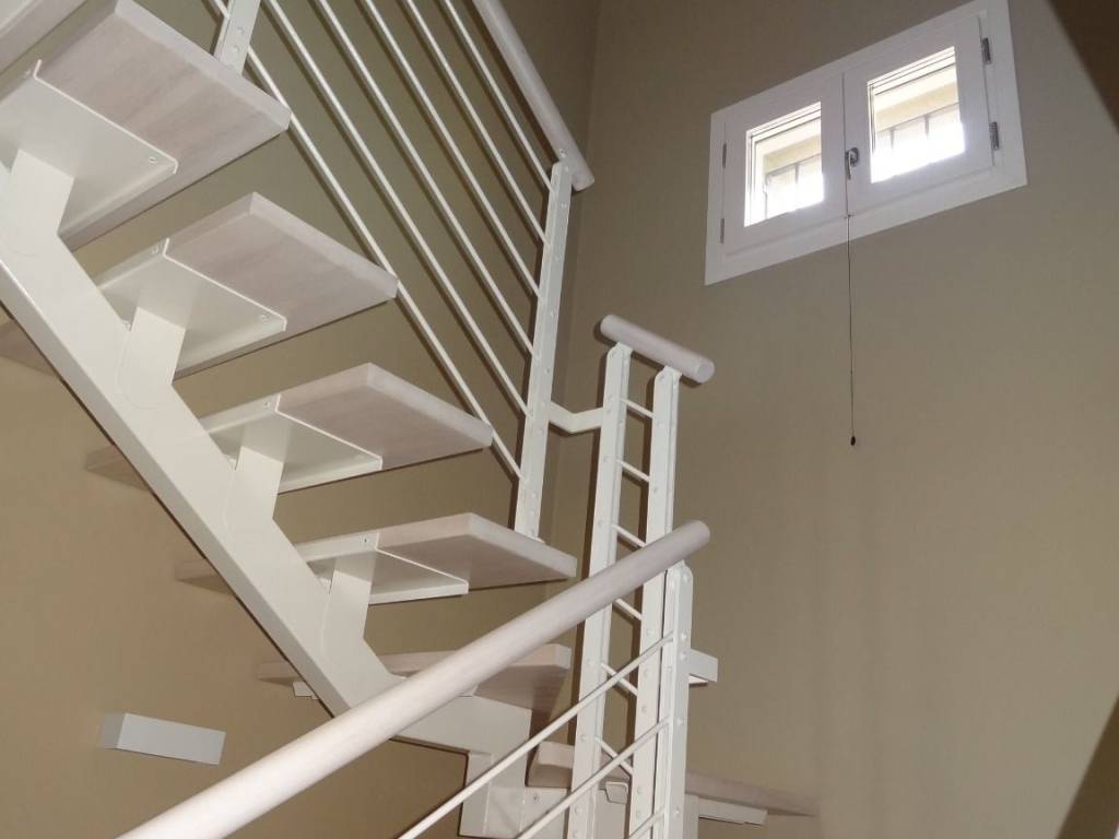 casa indipendente in vendita a Guastalla in zona San Giorgio