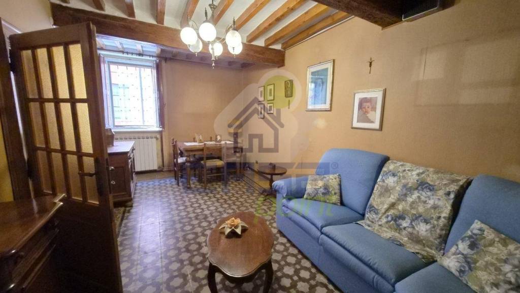 casa indipendente in vendita a Guastalla in zona Pieve