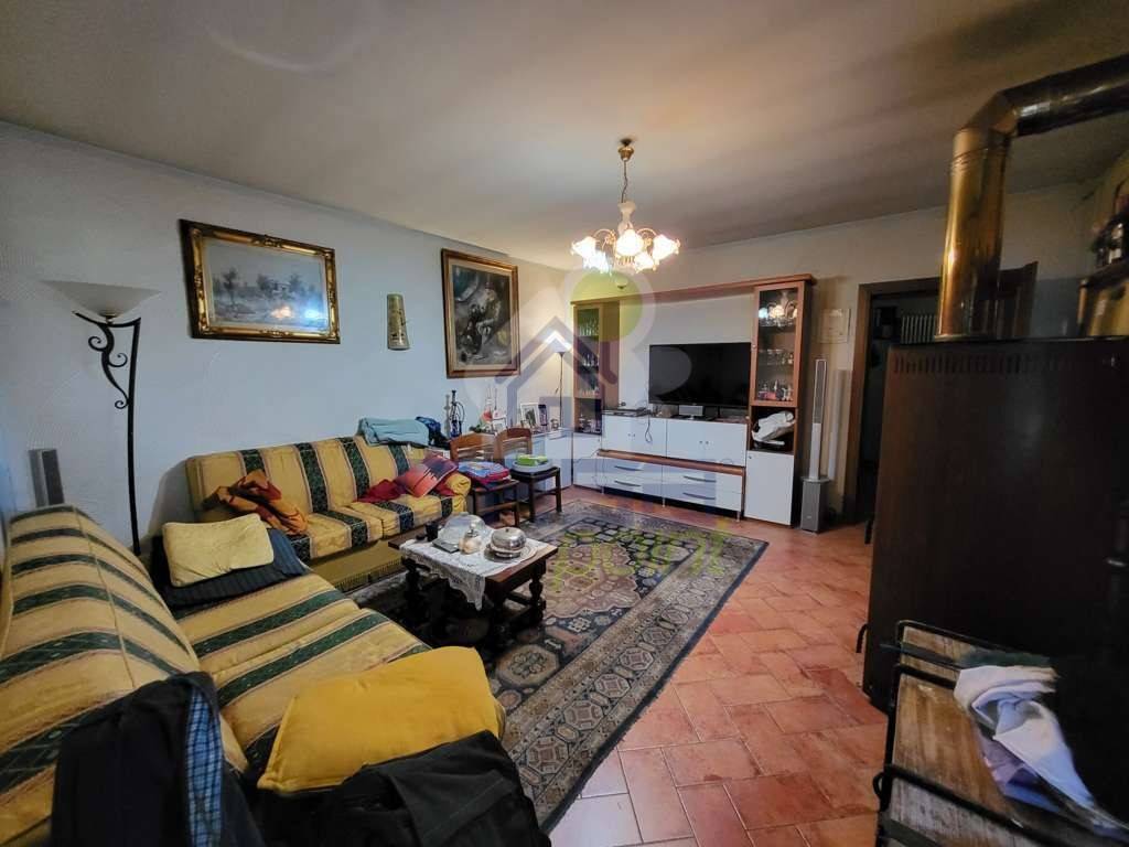 casa indipendente in vendita a Luzzara