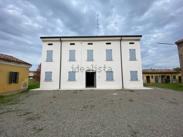 casa indipendente in vendita a Luzzara in zona Casoni
