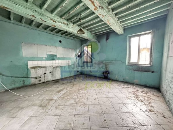 casa semindipendente in vendita a Luzzara