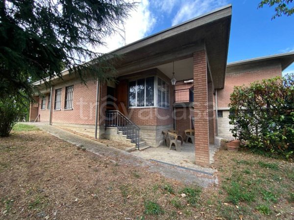 casa indipendente in vendita a Luzzara