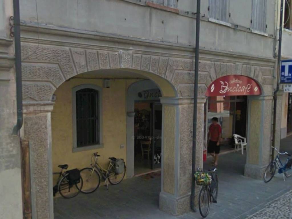 negozio in vendita a Luzzara