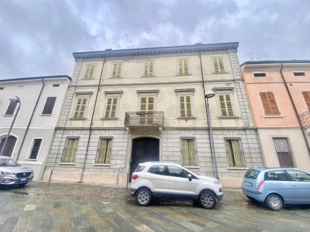 casa indipendente in vendita a Luzzara