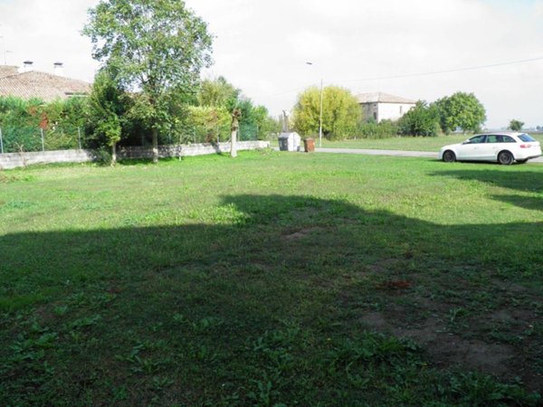 terreno agricolo in vendita a Luzzara