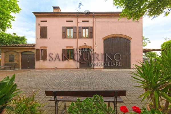 casa indipendente in vendita a Luzzara