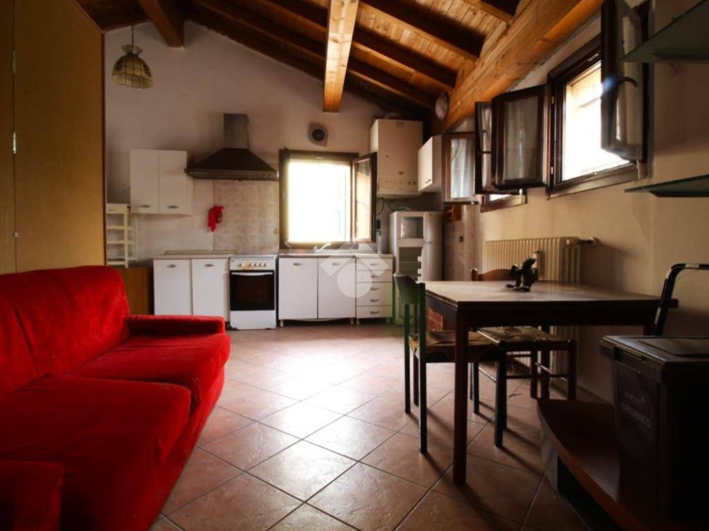 appartamento in vendita a Luzzara in zona Codisotto