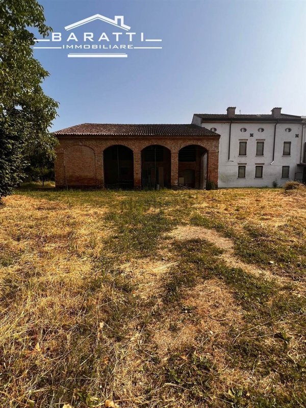 casa indipendente in vendita a Luzzara