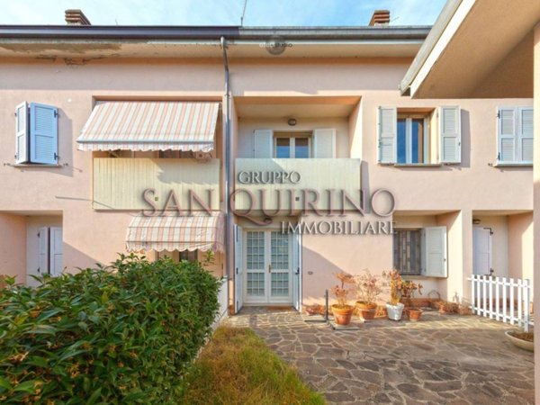 casa indipendente in vendita a Luzzara in zona Villarotta