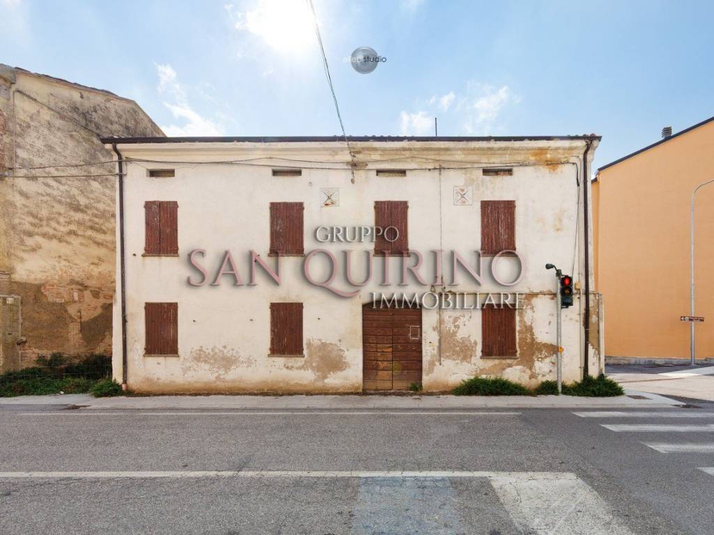 casa indipendente in vendita a Luzzara in zona Villarotta