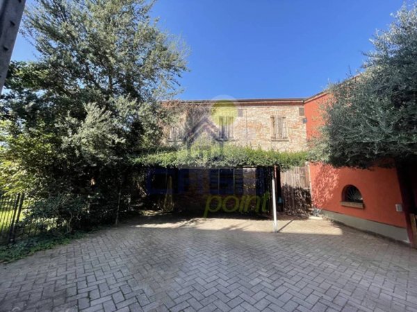 casa indipendente in vendita a Luzzara