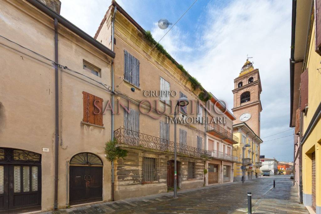 casa indipendente in vendita a Luzzara