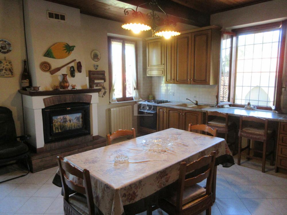 casa indipendente in vendita a Luzzara