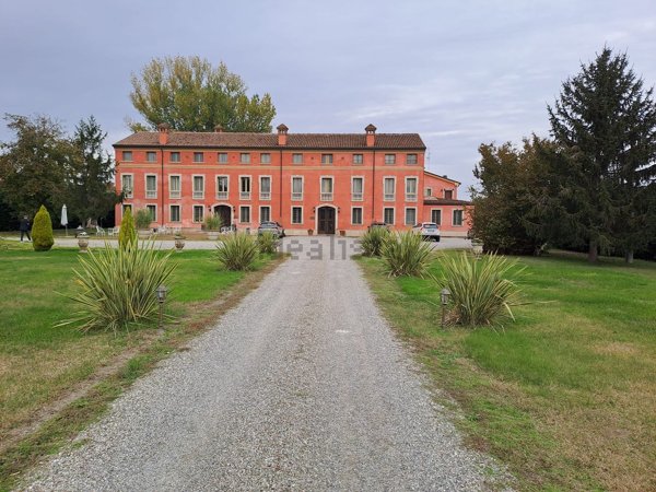 villa in vendita a Luzzara