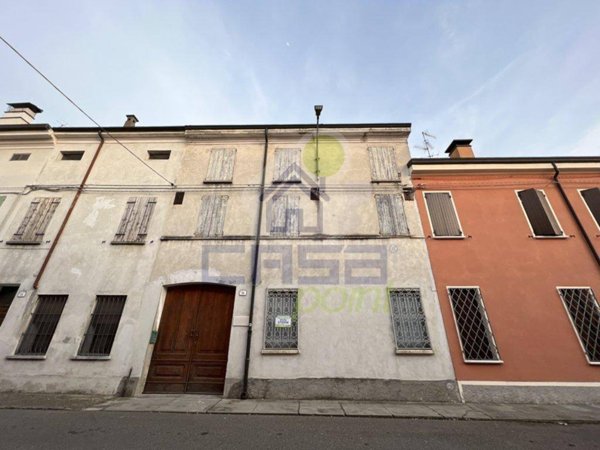 casa indipendente in vendita a Luzzara