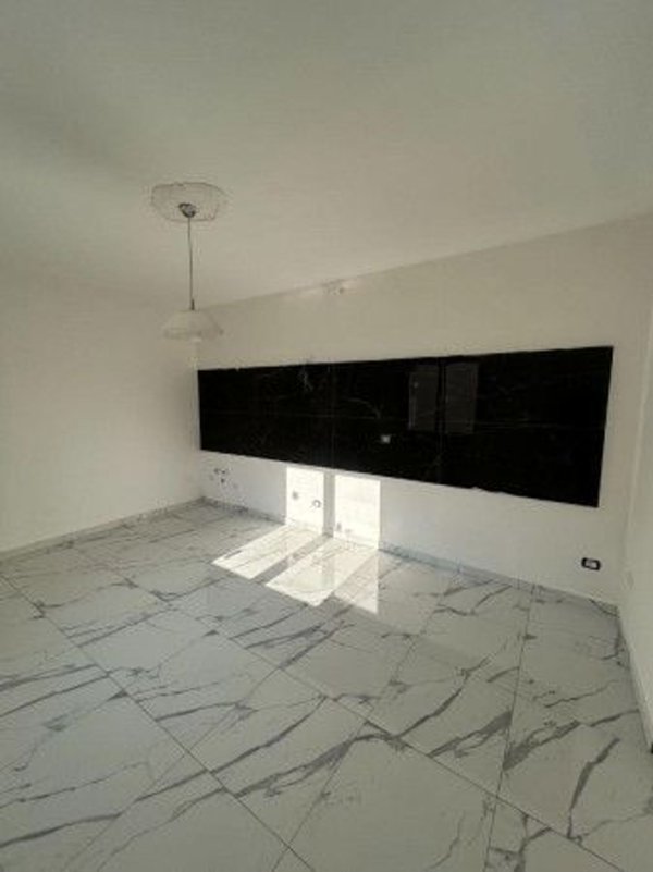 casa semindipendente in vendita a Luzzara in zona Codisotto