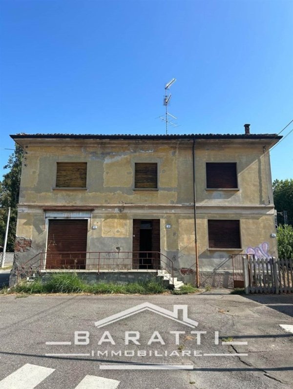 casa indipendente in vendita a Luzzara