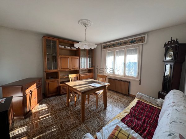 casa indipendente in vendita a Luzzara