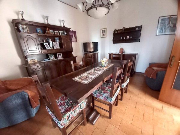 casa indipendente in vendita a Luzzara