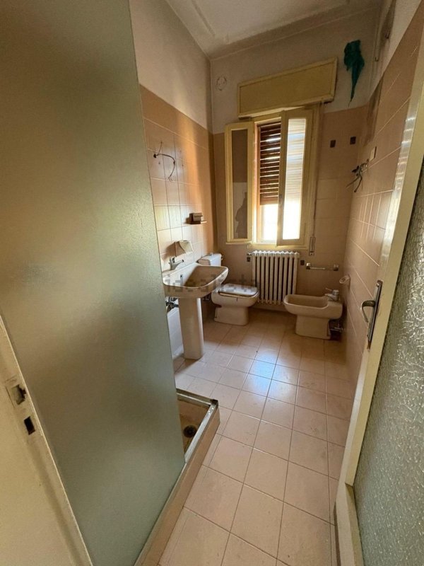 casa indipendente in vendita a Luzzara