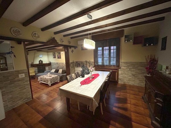 casa indipendente in vendita a Luzzara