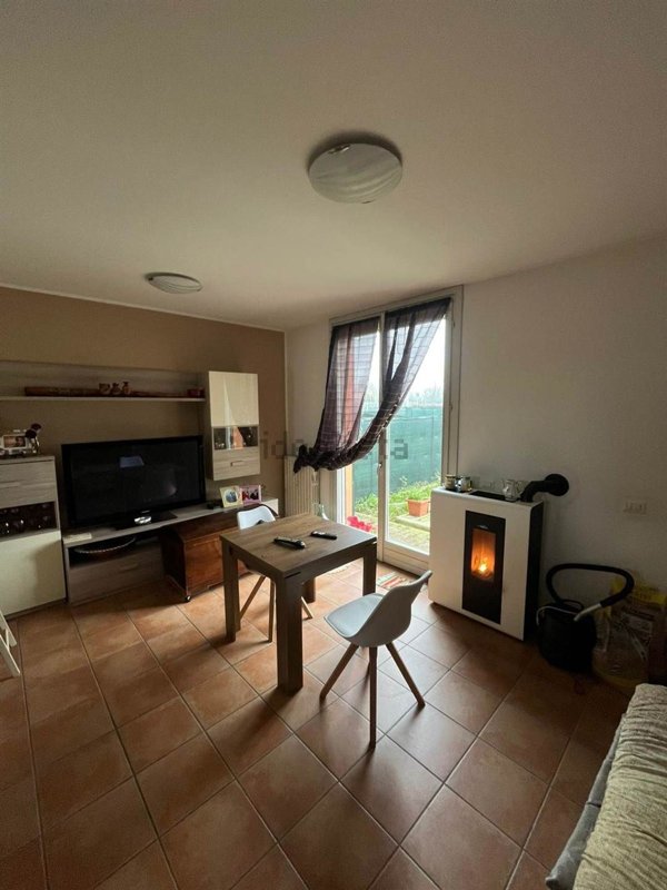 casa indipendente in vendita a Luzzara