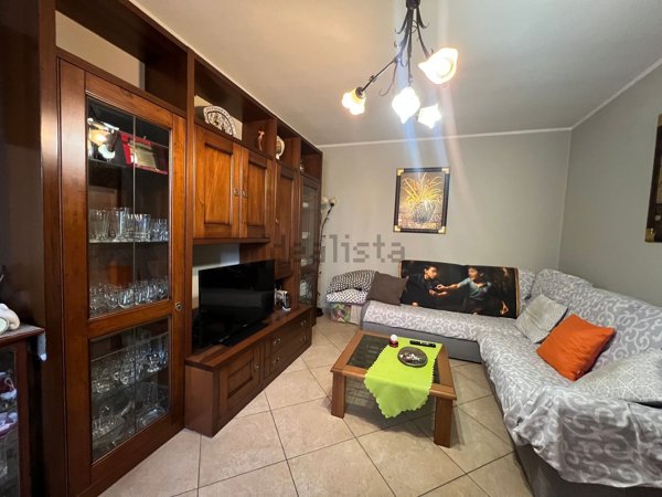 casa semindipendente in vendita a Luzzara