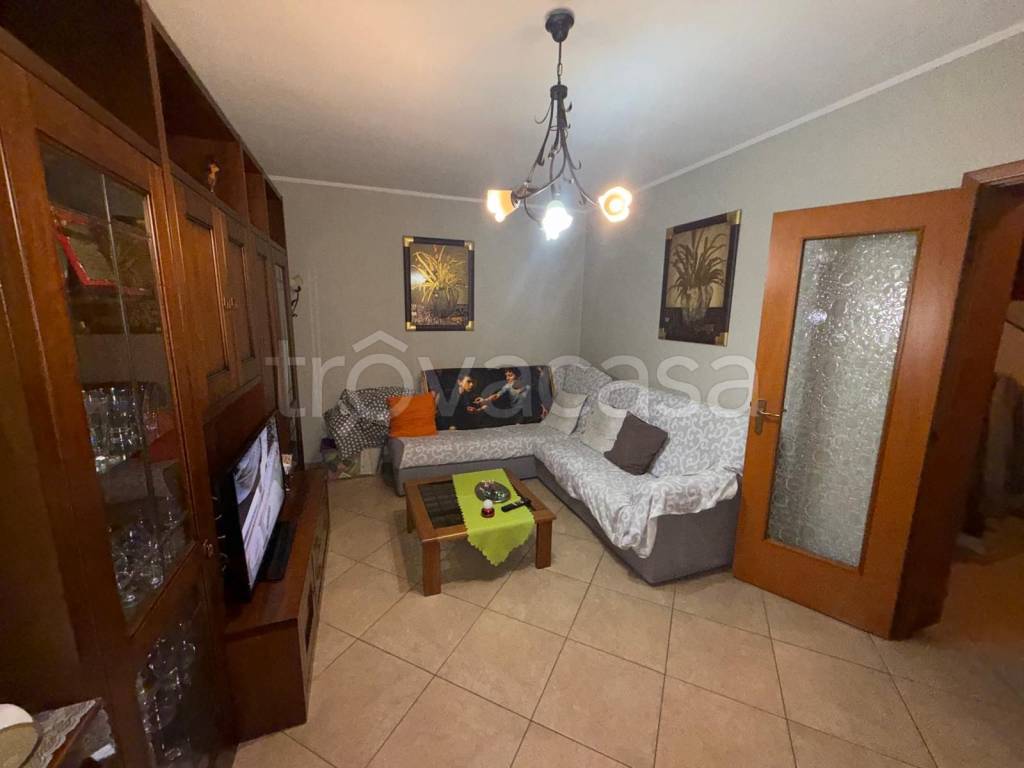 casa indipendente in vendita a Luzzara