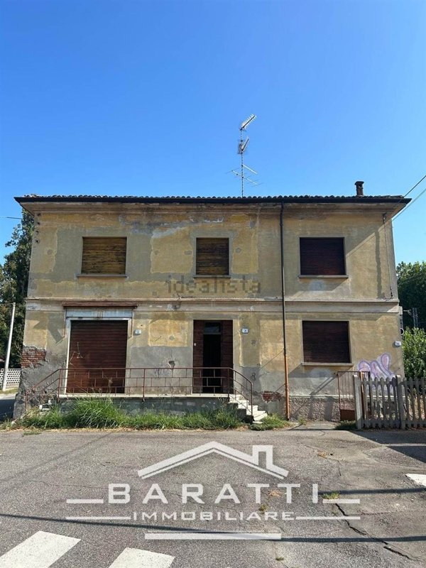 casa indipendente in vendita a Luzzara